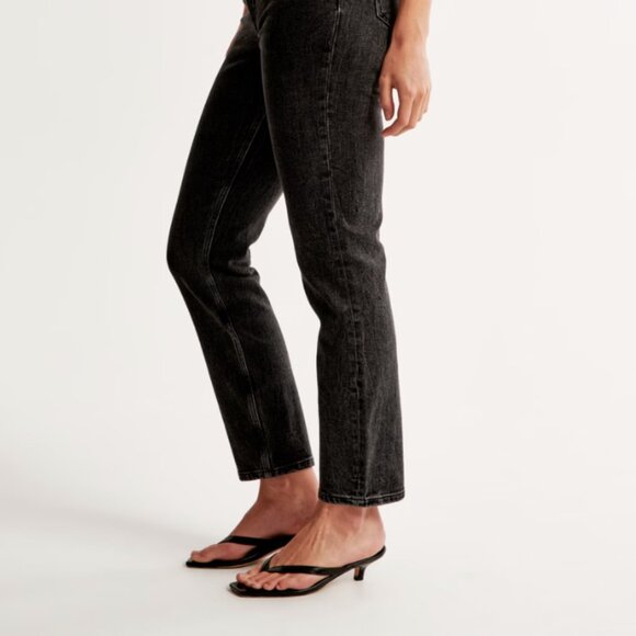 ABERCROMBIE & FITCH High Rise Mom Jean - Black - Picture 5 of 7